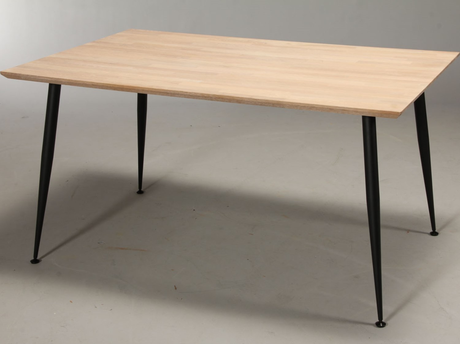 Duxx - rektangulært skrivebord, massiv eg 120 x 60 cm Ubehandlet