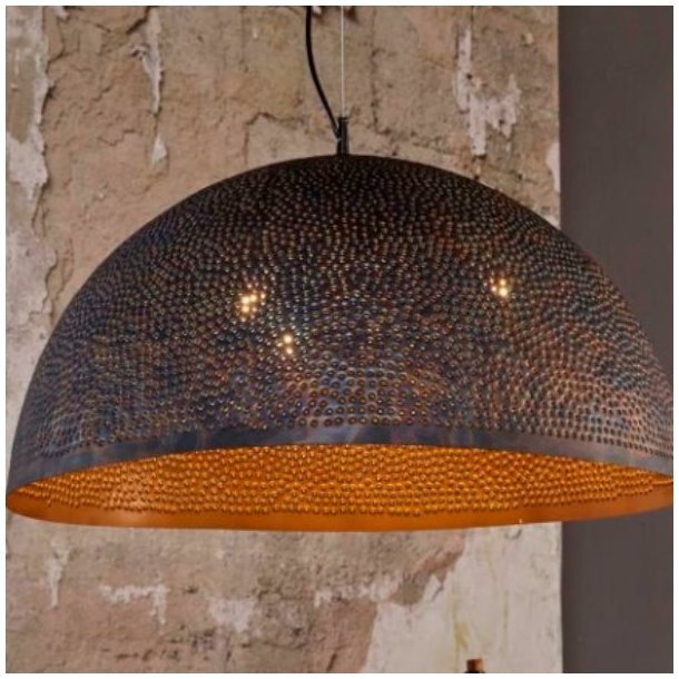 Loftlampe med stor skrm p  70 cm.