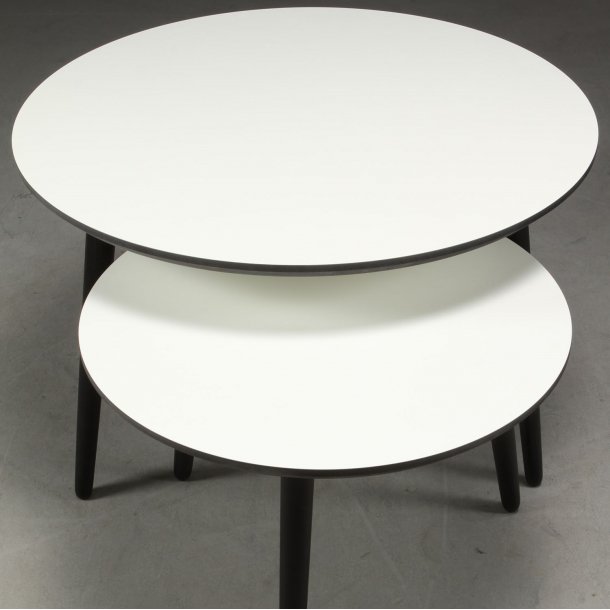 CT 20 - sofabord i hvid laminat med sorte trben, 4 strrelser.