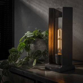 Bordlampe, sort nikkel i industri design
