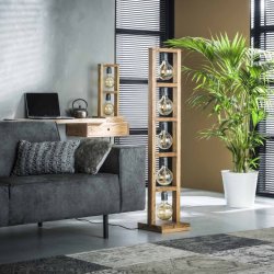 Gulvlampe i massiv akacietr