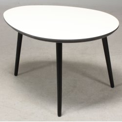CT 20 - dr�beformet sofabord i hvid laminat med sorte tr�ben, 3 st�rrelser.