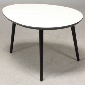 CT 20 - drbeformet sofabord i hvid laminat med sorte trben, 3 strrelser.