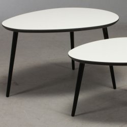 CT 20 - dr�beformet sofabord i hvid laminat med sorte tr�ben, 3 st�rrelser.